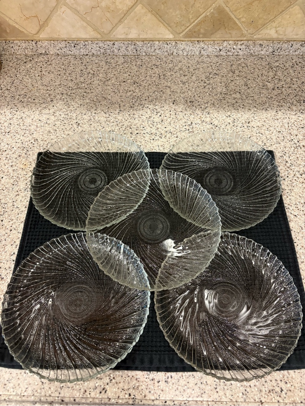 Vintage Arcoroc Seabreeze clear glass salad/dessert plates. Set Of 5
